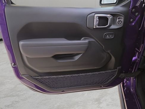 New 2026 Jeep Gladiator Willys image 10