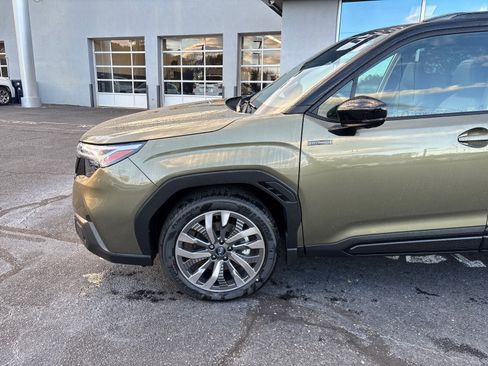 New 2025 Subaru Forester Touring image 8