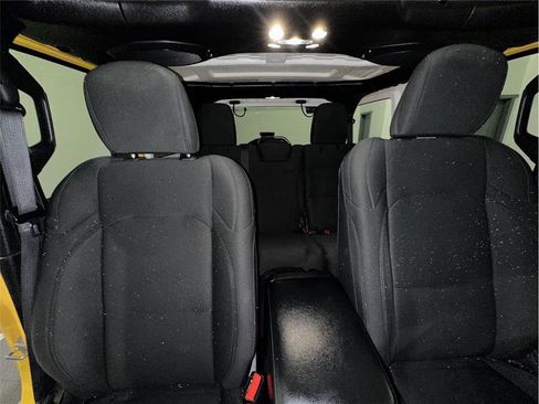 Used 2021 Jeep Wrangler Unlimited Willys image 30