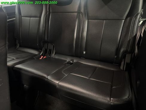 Used 2018 Ford Expedition Max XLT w/ Equipment Group 202A AWD/4WD image 9