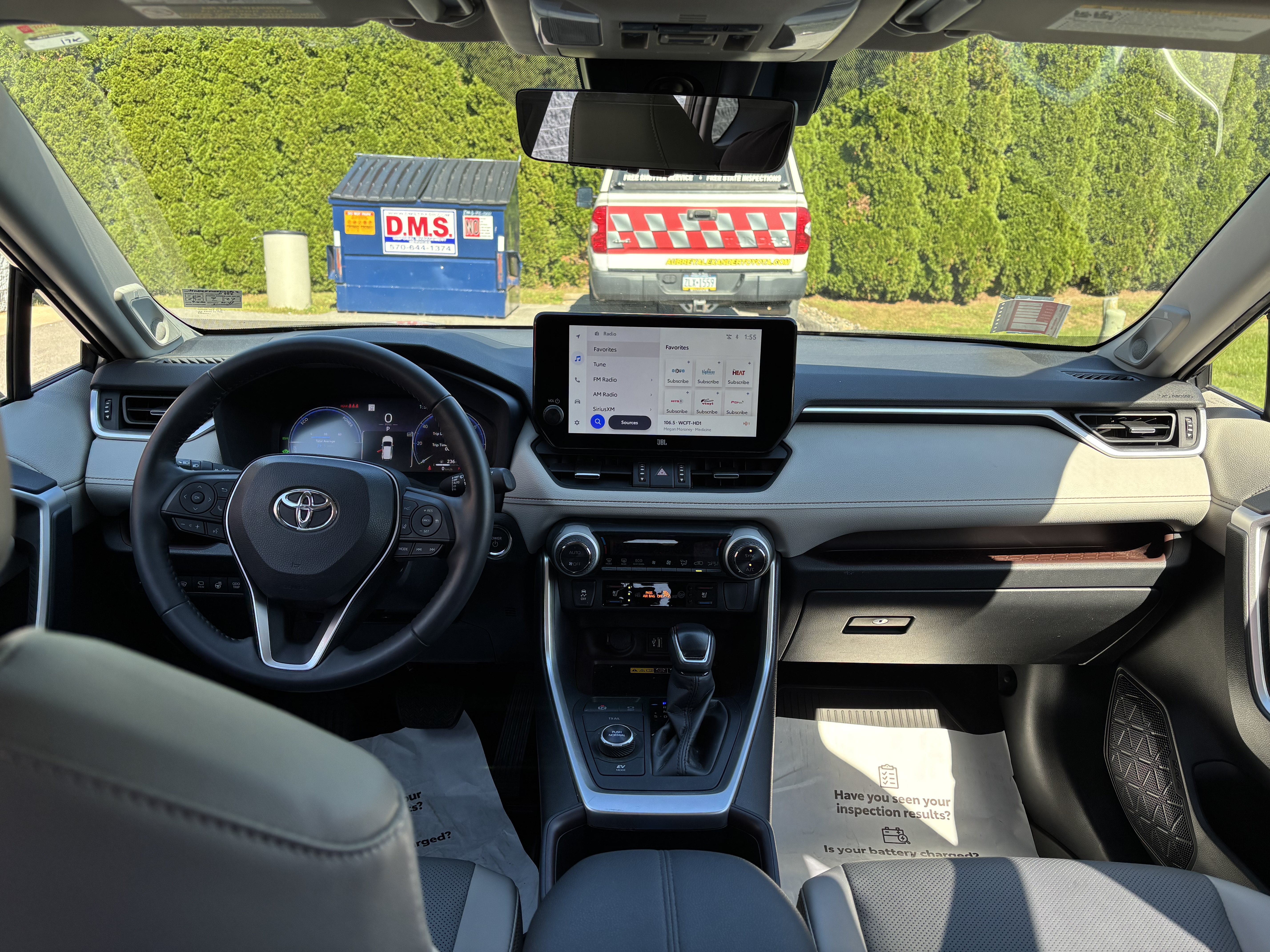 Used 2024 Toyota RAV4 Limited w/ Advanced Technology Package AWD/4WD image 15
