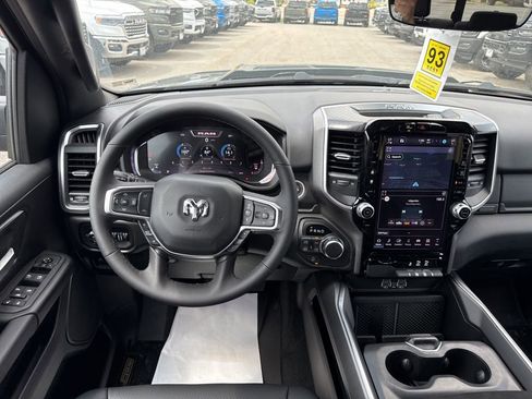 New 2026 RAM 1500 Big Horn AWD/4WD image 13