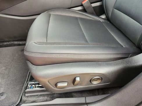 New 2026 Chevrolet Blazer EV LT image 33