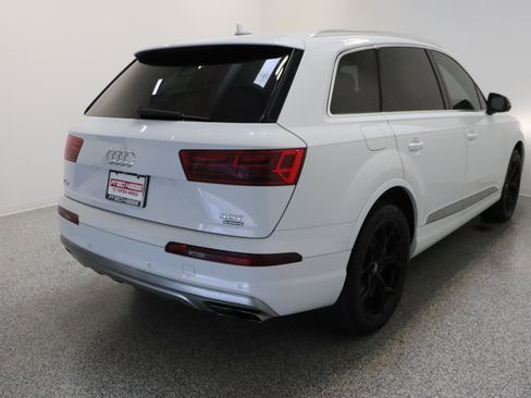Used 2017 Audi Q7 3.0T Prestige w/ Prestige Package AWD/4WD image 7