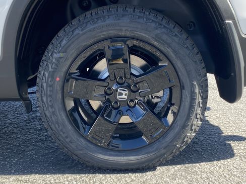 New 2026 Honda Ridgeline Black Edition image 7