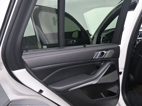 Certified 2023 BMW X5 M50i w/ Executive Package image 28