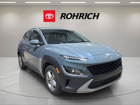 Used 2022 Hyundai Kona SE image 4
