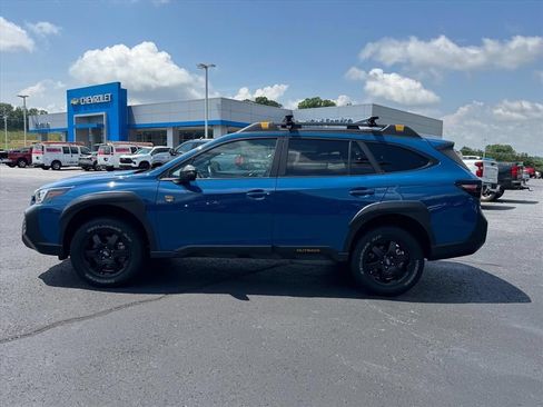 Used 2024 Subaru Outback Wilderness AWD/4WD image 6