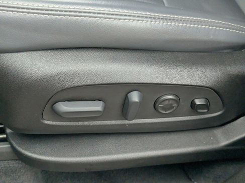 Used 2023 Buick Enclave Premium w/ Experience Buick Package image 24