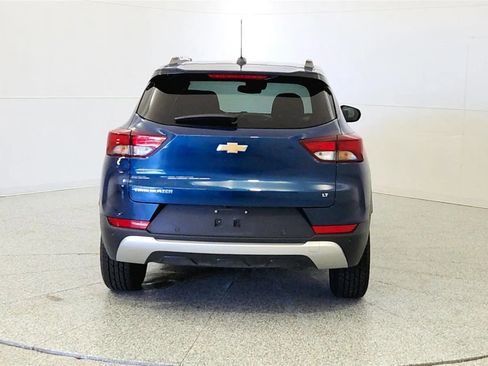 Used 2021 Chevrolet TrailBlazer LT w/ Convenience Package FWD image 6
