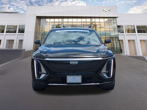 Certified 2024 Cadillac Lyriq Tech AWD/4WD image 2