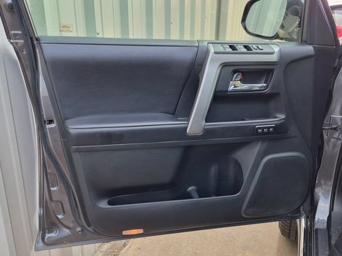 Used 2016 Toyota 4Runner Limited w/ Convenience Package AWD/4WD image 10