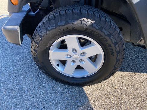 Used 2017 Jeep Wrangler Unlimited Sport w/ Quick Order Package 24S image 27