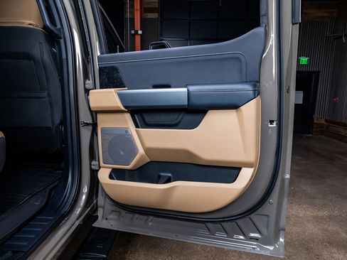 Used 2026 Ford F450 XLT w/ XLT Premium Package image 38