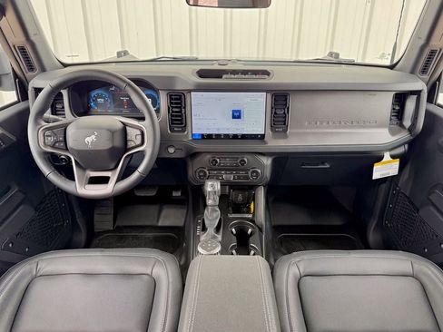 New 2026 Ford Bronco Big Bend w/ Black Diamond Package AWD/4WD image 32