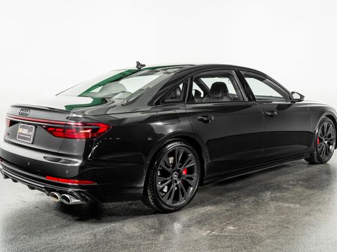 Used 2025 Audi S8 image 10