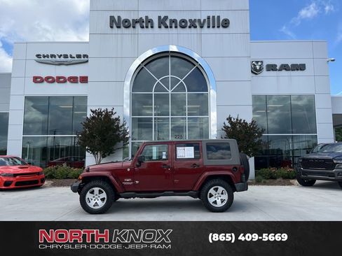 Used 2007 Jeep Wrangler Unlimited Sahara w/ Trailer Tow Group AWD/4WD image 2