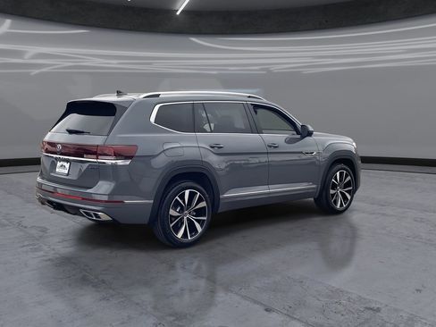 New 2026 Volkswagen Atlas SEL Premium R-Line image 5