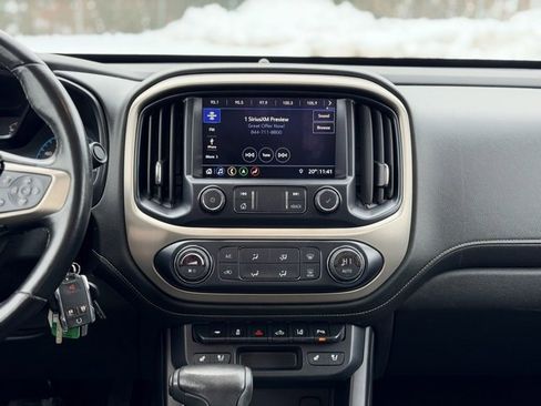 Used 2020 GMC Canyon Denali image 24