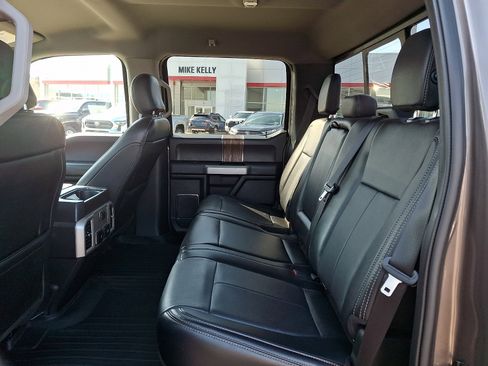 Used 2019 Ford F150 Lariat w/ Equipment Group 501A Mid image 10