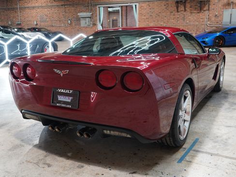 Used 2007 Chevrolet Corvette Coupe w/ Preferred Equipment Group image 15