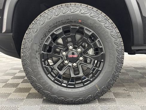 New 2026 GMC Canyon Elevation w/ Convenience Package AWD/4WD image 14