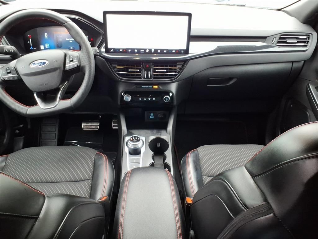 Certified 2023 Ford Escape ST-Line w/ Tech Pack #1 AWD/4WD image 8