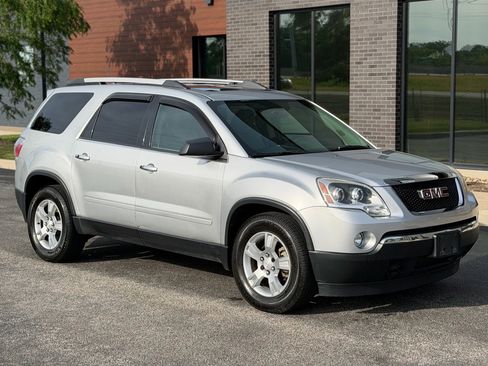 Used 2011 GMC Acadia SLE FWD image 1