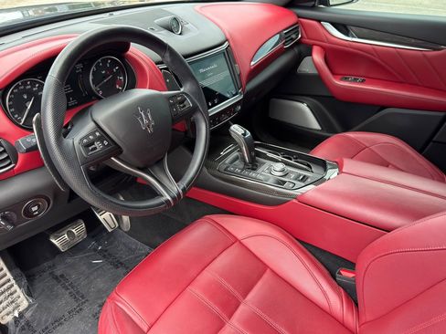 Certified 2022 Maserati Levante Modena S AWD/4WD image 14
