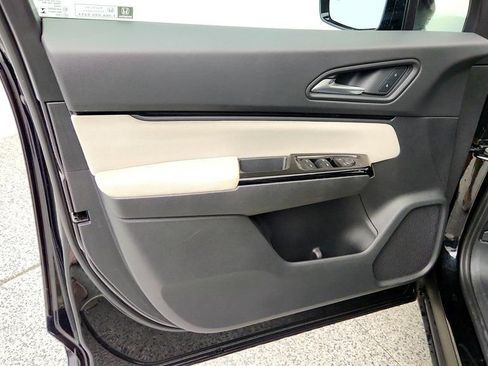 Used 2025 Honda Prologue EX image 10