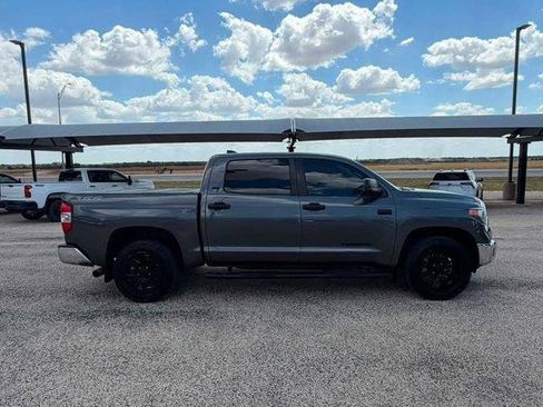 Used 2020 Toyota Tundra SR5 w/ SR5 Upgrade Package RWD image 4
