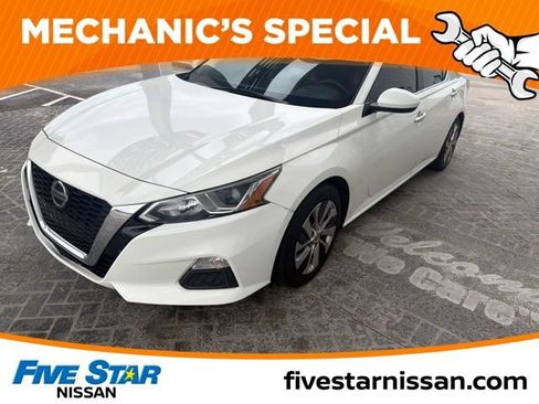 Used 2020 Nissan Altima 2.5 S FWD image 19