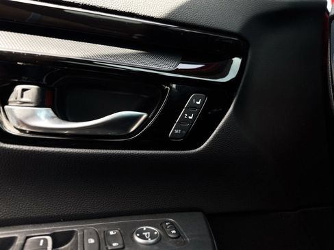 Used 2025 Honda CR-V EX-L image 19
