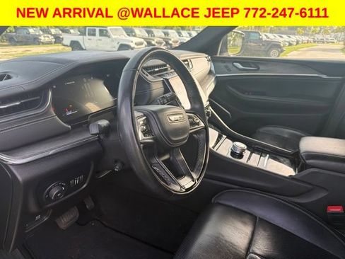 Certified 2023 Jeep Grand Cherokee Overland w/ Adv Protech Group III RWD image 7
