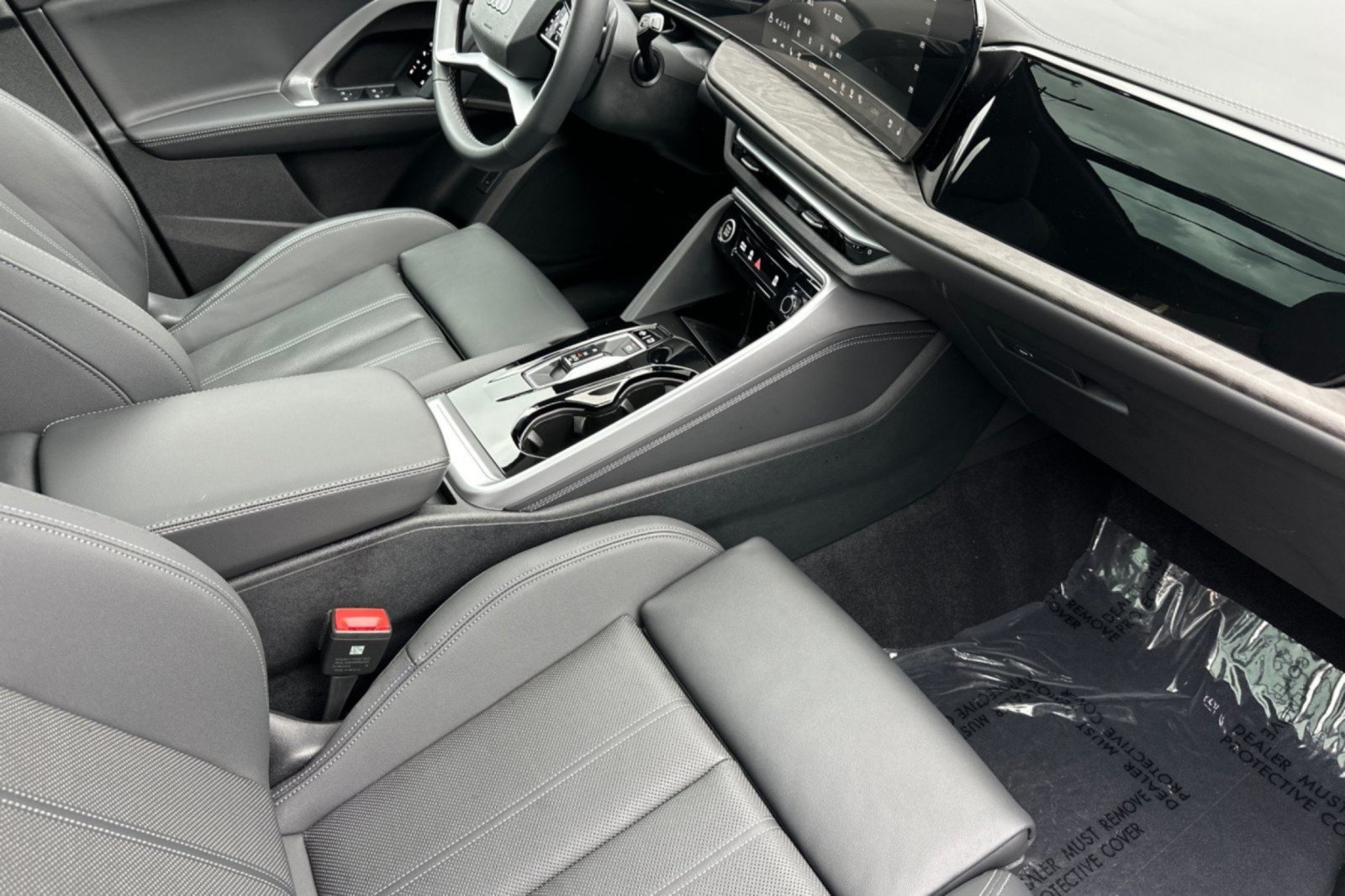 Used 2025 Audi Q5 Premium Plus w/ Premium Plus AWD/4WD image 15