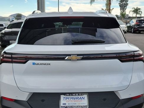 New 2026 Chevrolet Equinox EV LT FWD image 19