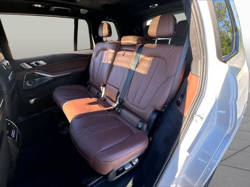 Used 2025 BMW X7 M60i w/ Executive Package AWD/4WD image 21