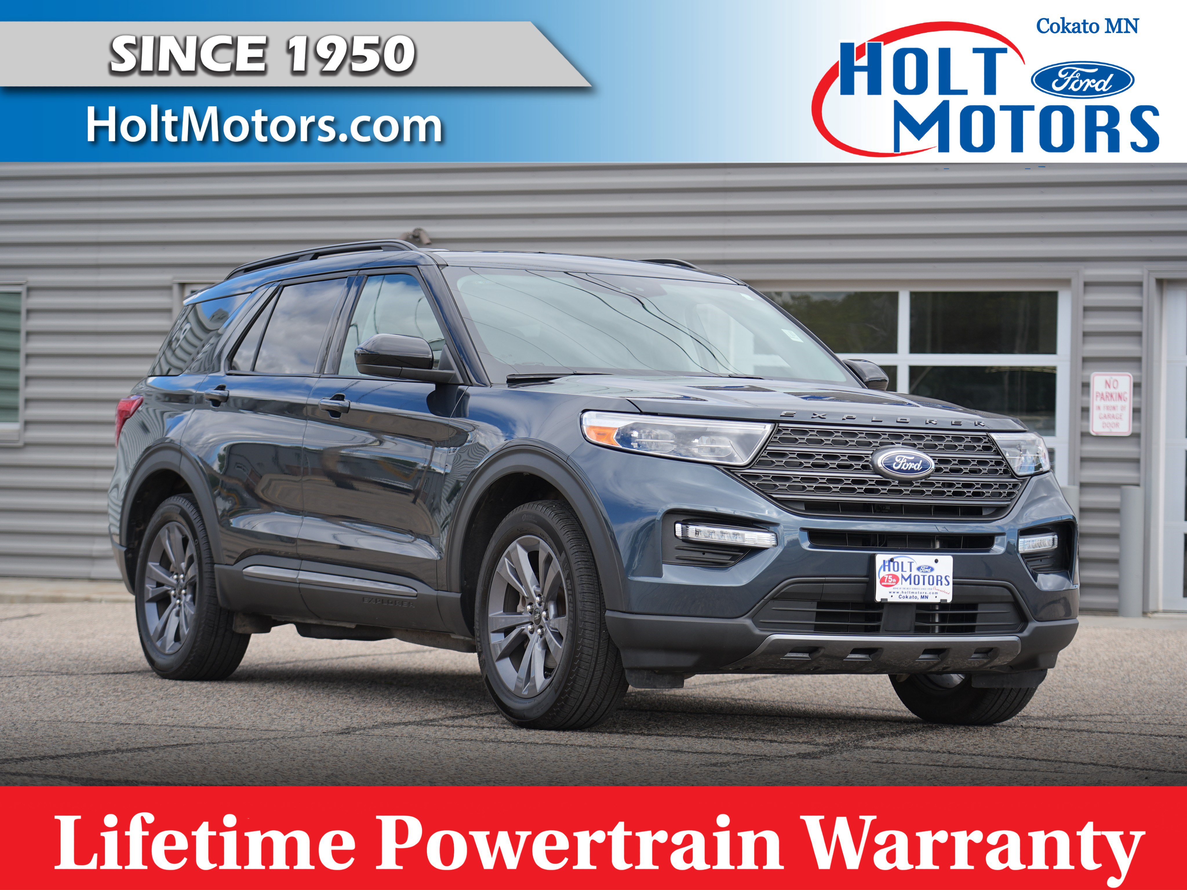 Used 2024 Ford Explorer XLT w/ Equipment Group 202A AWD/4WD image 1