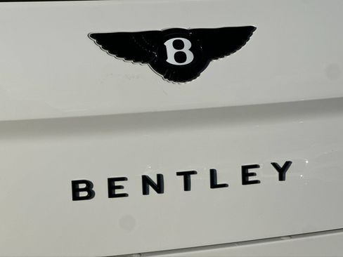 New 2026 Bentley Flying Spur Plug-In Hybrid AWD/4WD image 30