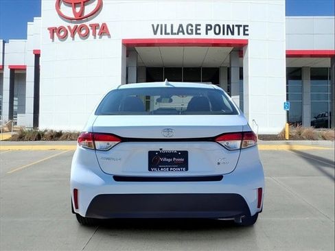 New 2026 Toyota Corolla LE image 4