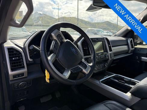 Used 2019 Ford F350 Lariat w/ Lariat Ultimate Package AWD/4WD image 13