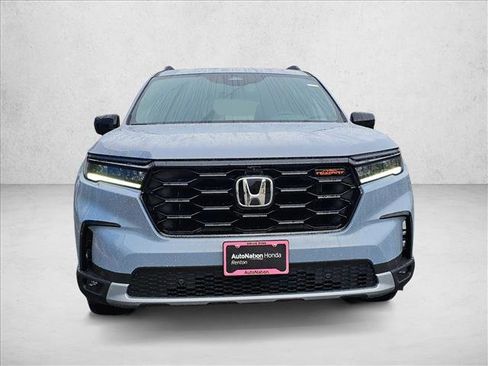 New 2025 Honda Pilot TrailSport image 8