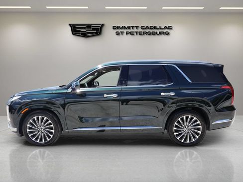 Used 2023 Hyundai Palisade Calligraphy AWD/4WD image 2