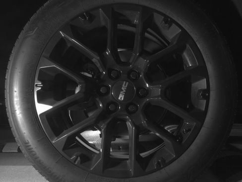 Used 2022 GMC Yukon XL Denali image 14