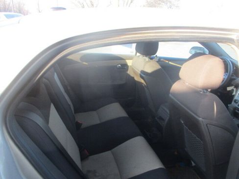 Used 2009 Chevrolet Malibu LT w/ Power Convenience Package image 19