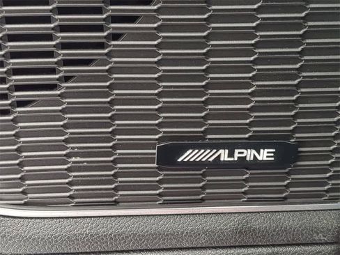 Used 2024 Jeep Grand Cherokee Limited 4xe image 29