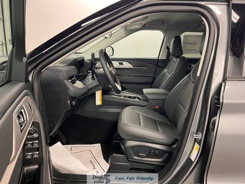 New 2026 Ford Explorer Active w/ Active Comfort Package AWD/4WD image 33