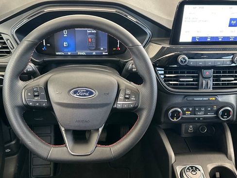 Used 2025 Ford Escape ST-Line AWD/4WD image 14