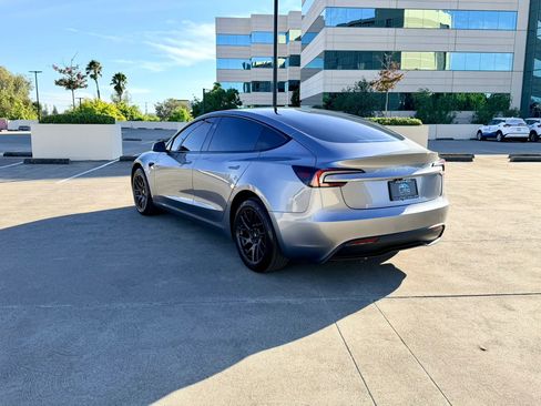 Used 2025 Tesla Model 3 RWD image 10
