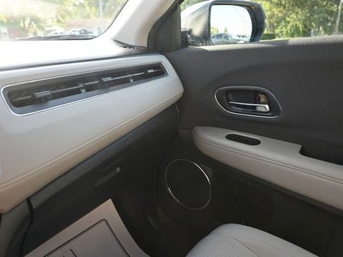 Used 2019 Honda HR-V EX image 27